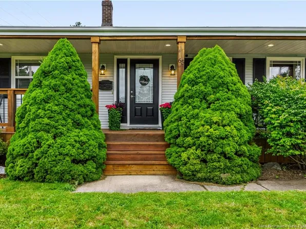 65 Meadow Ave, Hampton, NB E5N 5E3