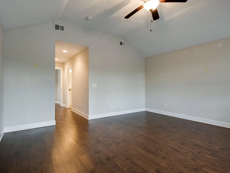 5218 Kentucky Ave — Photo 16