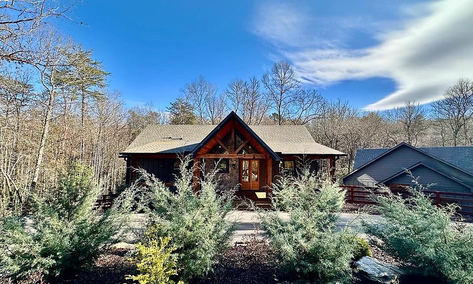 1st image of 522 Lees Ride