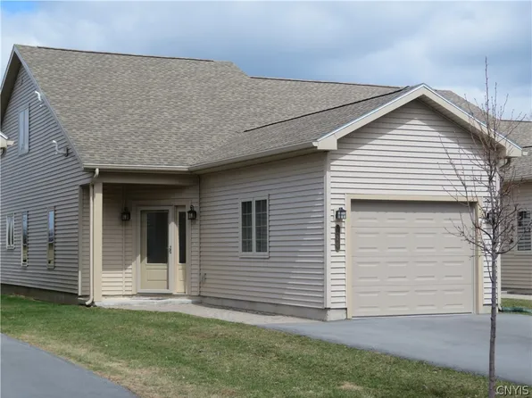 146 State St Unit 120, Clayton, NY 13624