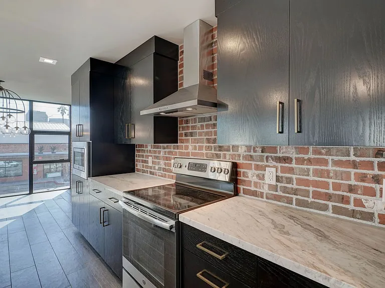 504 E Roosevelt St #1103 — Photo 11