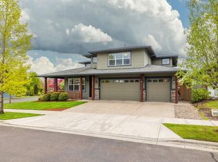 922 37th Ave, Forest Grove, OR 97116