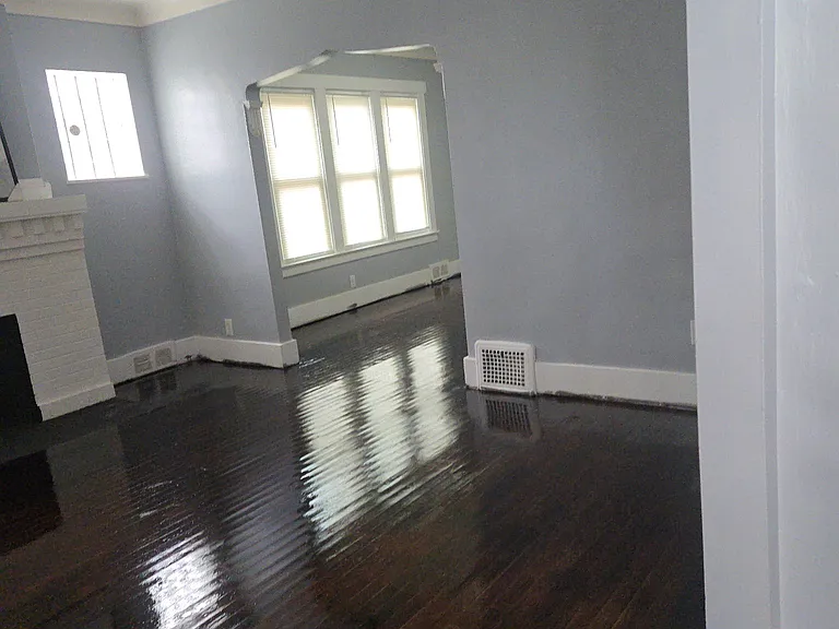 9677 Dundee St — Photo 2