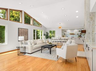 1679 Celia Rd, Mendota Heights, MN 55118