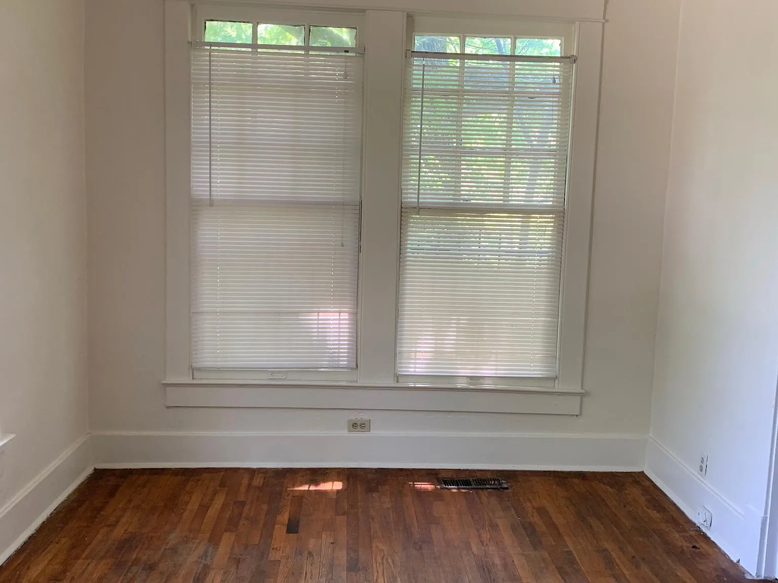 2222 Cumberland St — Photo 4