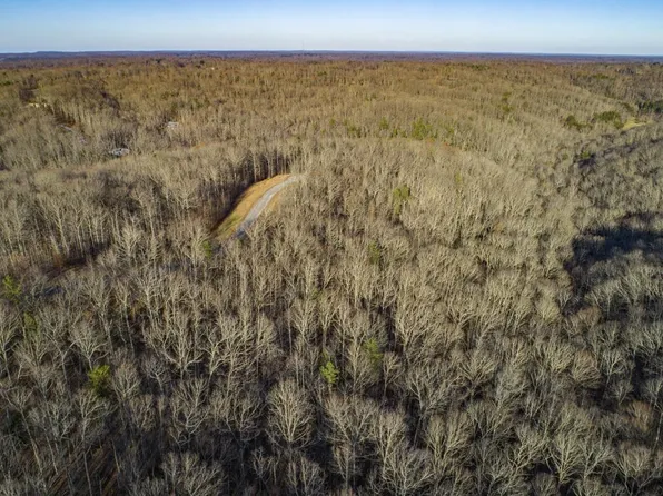 Pioneer Trail Ln, Crawford, TN 38554