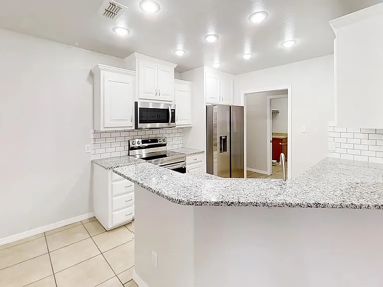 Jadyn Ln — Photo 4