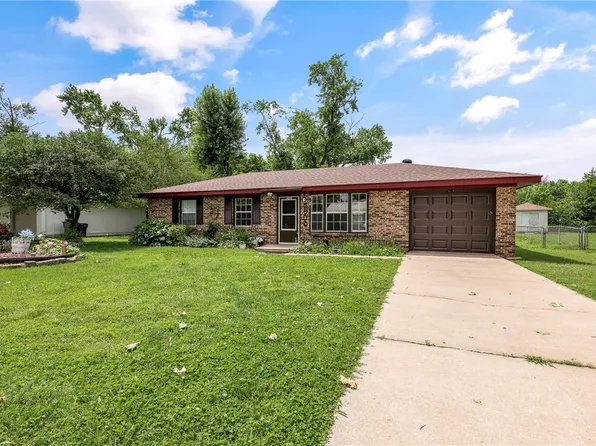 2000 W Wood St, Rogers, AR 72756