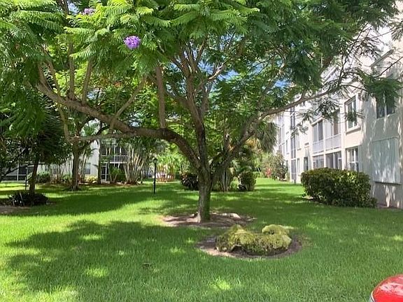 2nd image of 2000 S Federal Hwy APT 301
