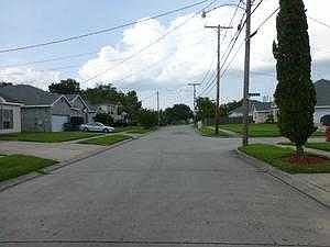 5th image of 208 Jeffer Dr