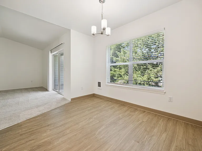Nolan Ridge Apartments — Photo 10