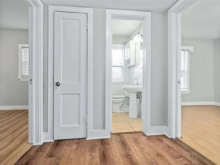3818 W Euclid Ave — Photo 10
