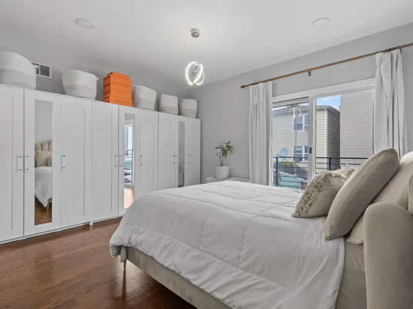 114 Bleecker Street image 8 of 24