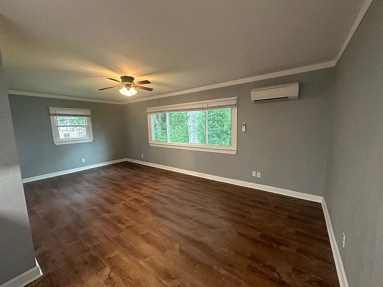 190 Rogers Rd — Photo 3