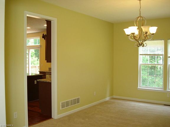 4th image of 1868 Parker Ln