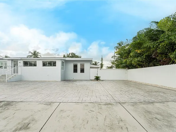 230 E 56th St, Hialeah, FL 33013