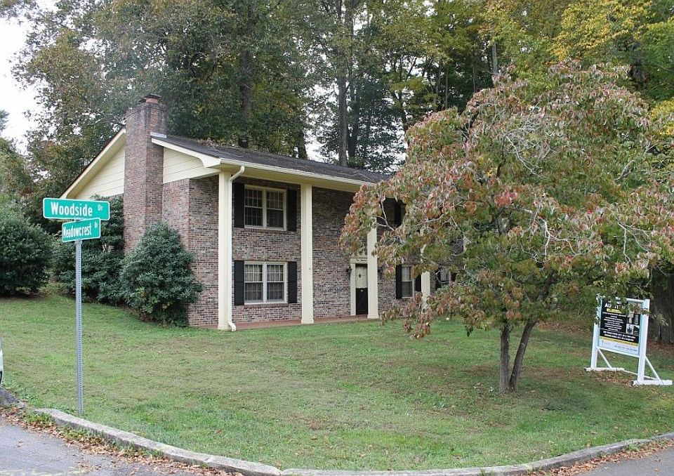 1st image of 120 Woodside Dr
