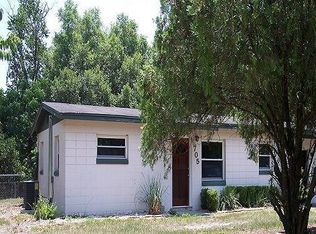 705 Phoenix Ave, Fruitland Park, FL 34731