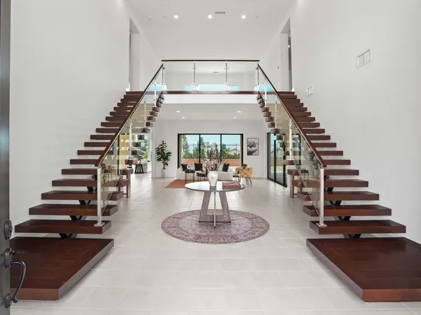 20580 Edgewood Ct, Chatsworth, CA 91311