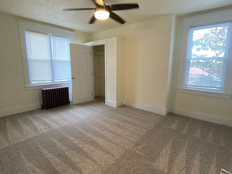 410 Parkwood Rd — Photo 17