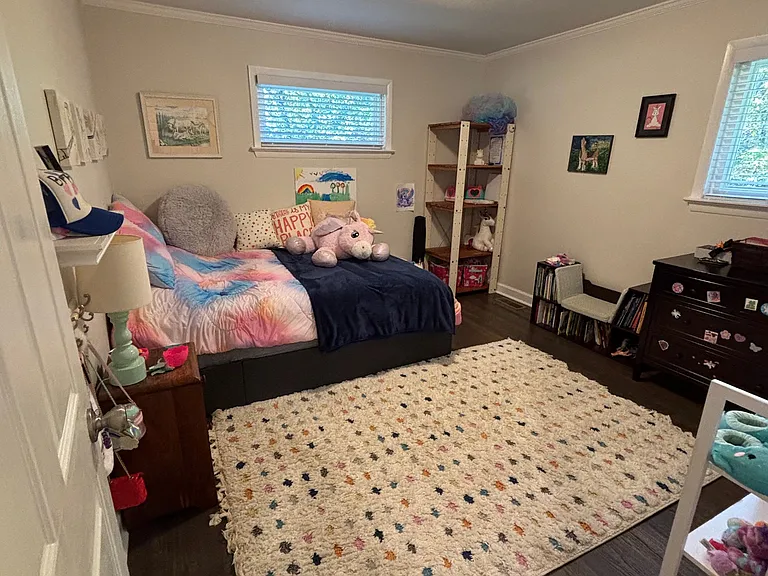 710 Danbury Dr — Photo 8