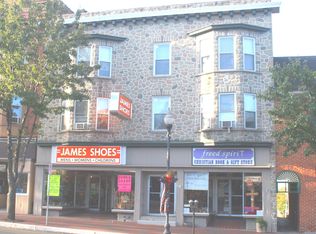 76 W Main St, Waynesboro, PA 17268