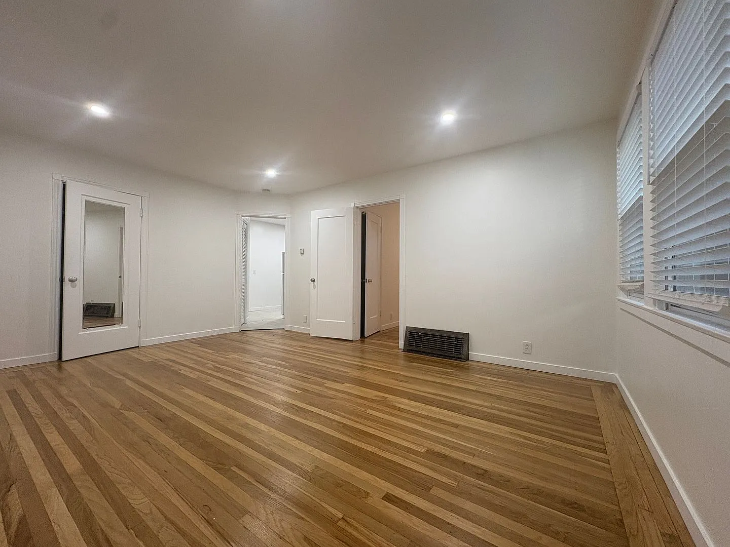 Downtown Palo Alto Living 1 Bedroom Apartment September 1st — Photo 3