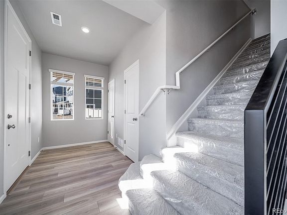 2nd image of 1247 Highview Drive