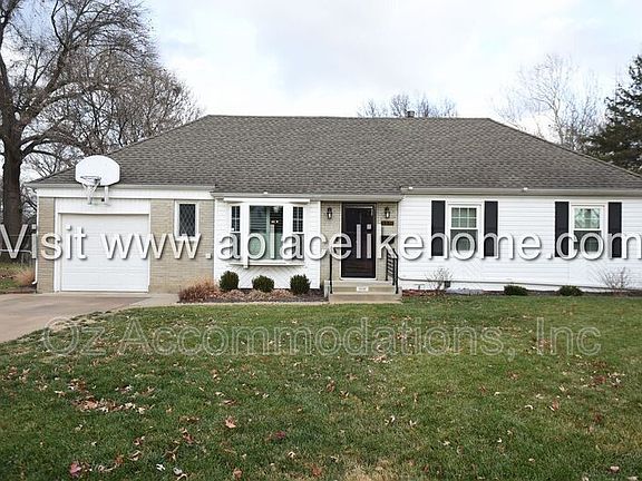 2nd image of 9539 Kessler St
