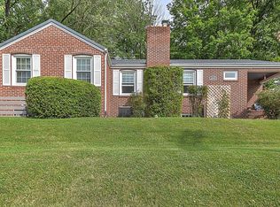 3285 Ashley St, Kingsport, TN 37664