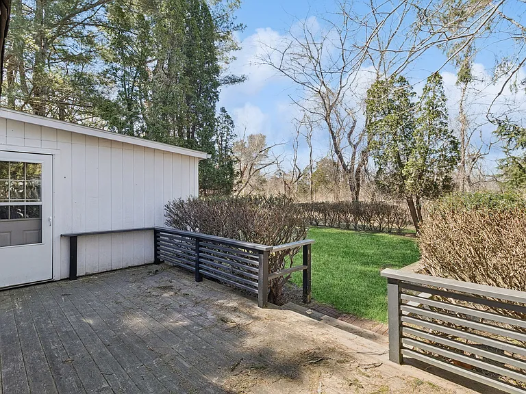 1728 Montauk Hwy — Photo 22