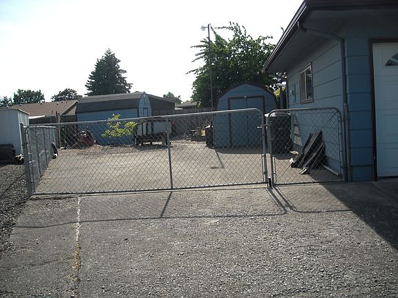 Large fenced RV Area