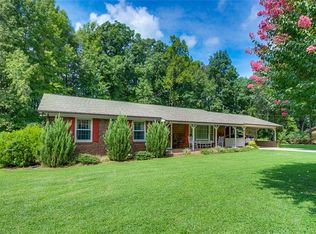 114 Cedarwood Trl, High Point, NC 27265