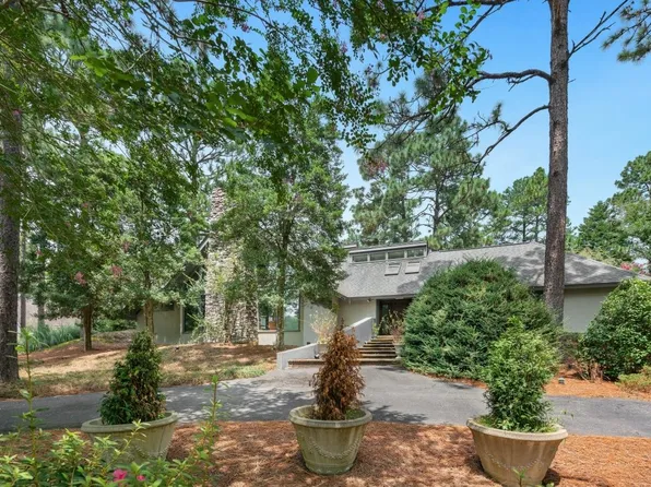 434 Fort Bragg Rd, Southern Pines, NC 28387