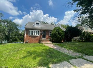 1065 Sayre Rd, Union, NJ 07083