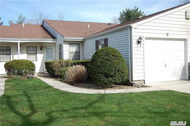1st image of 6 Knolls Dr