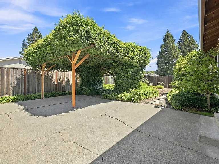 239 Monte Vista Ave — Photo 5