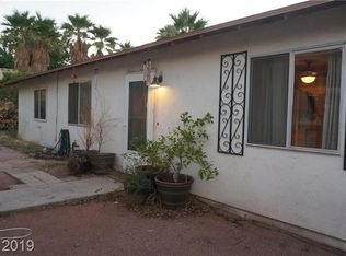 416 Summit Dr, Henderson, NV 89002