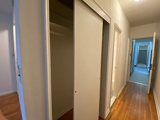 Rented by Compass | media 10