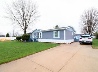 95 Julie Ln, Holmen, WI 54636