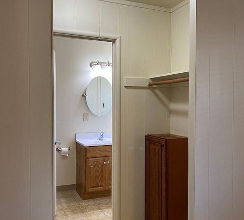 3rd image of 4865 Village Ct #4865