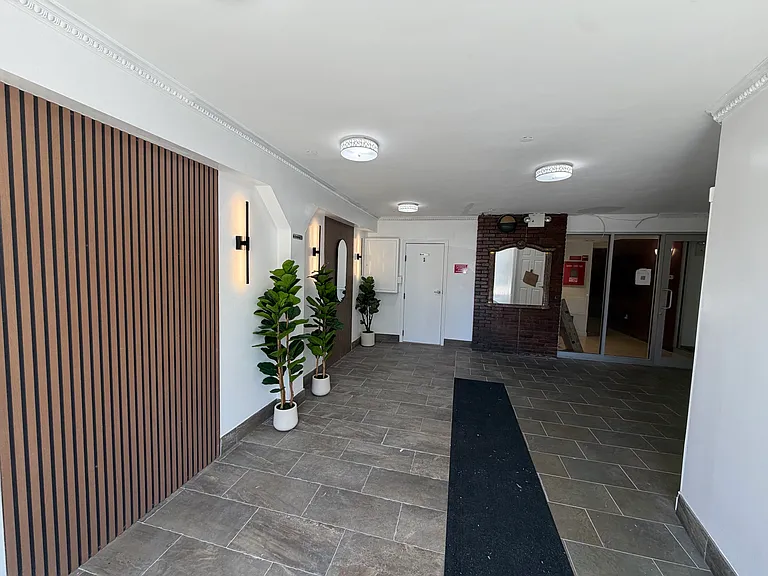 61 Village Rd N #4B — Photo 15
