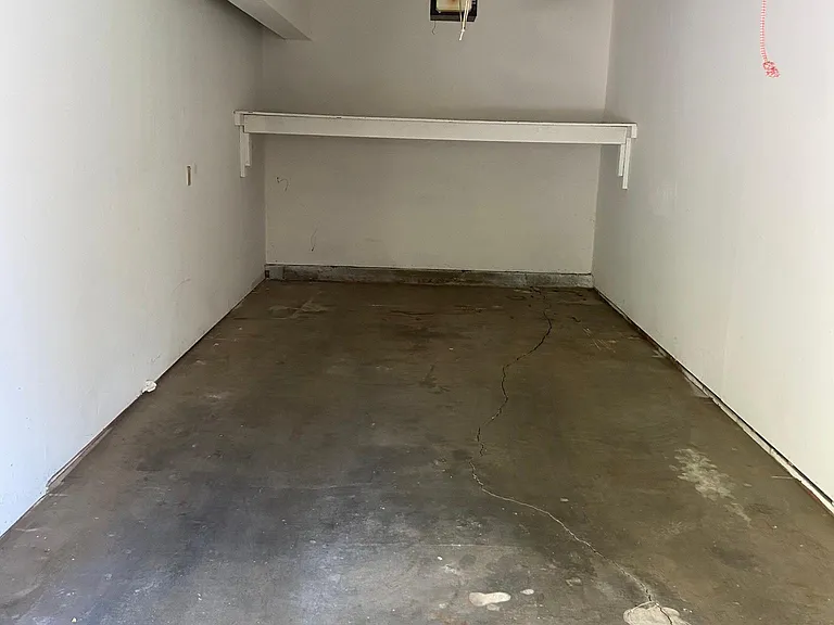 488 N Michigan Ave #1 — Photo 25