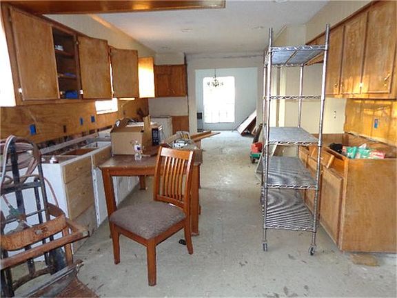 5th image of 401 Magnolia Ave