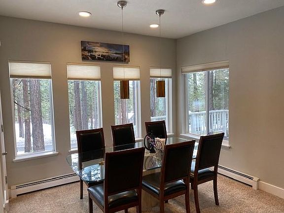 Dining room facing the golf course