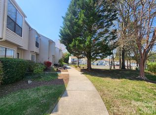 10961 Carmel Crossing Rd, Charlotte, NC 28226