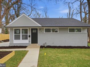 13711 Parkland Dr, Rockville, MD