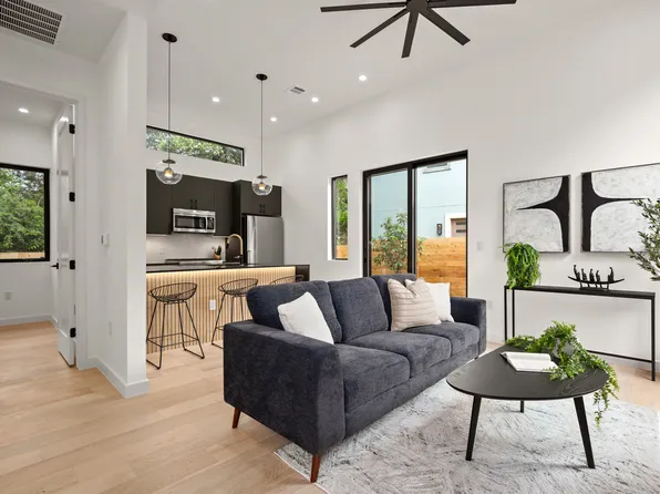 1008 W Annie St #B, Austin, TX 78704