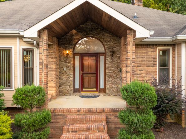 4418 McDonald Rd, Apison, TN 37302