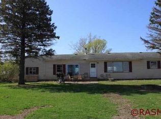 2606 Crystal Cove Rd, Madison Lake, MN 56063